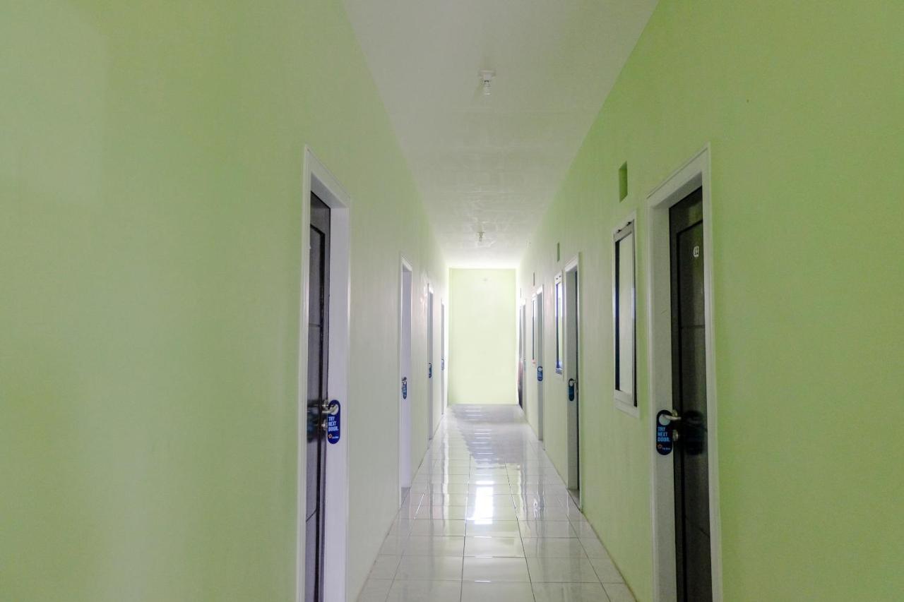 לוואנג Spot On 2081 Sriwijaya Family Residence מראה חיצוני תמונה