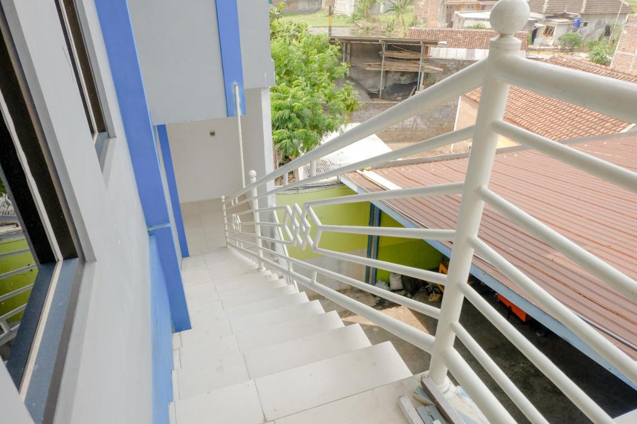 לוואנג Spot On 2081 Sriwijaya Family Residence מראה חיצוני תמונה